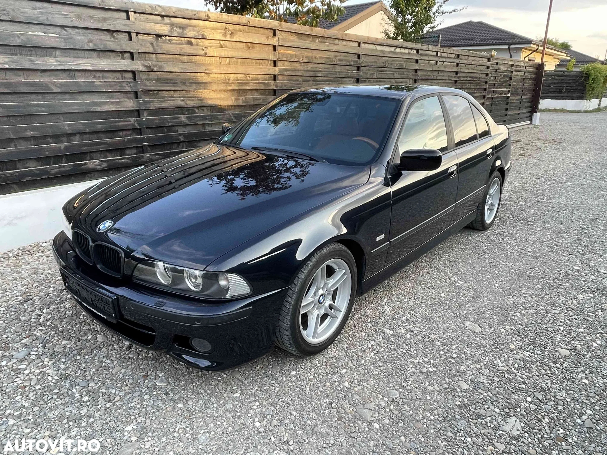 BMW Seria 5 520i - 3