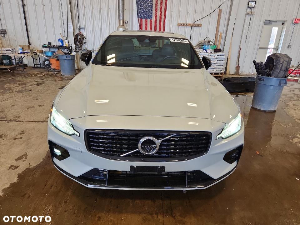 Volvo S60 - 5