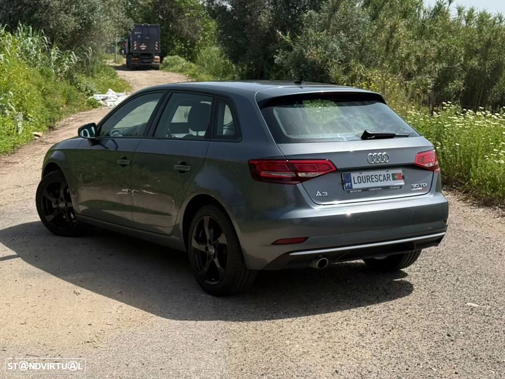 Audi A3 Sportback 1.6 TDI Sport S tronic - 47