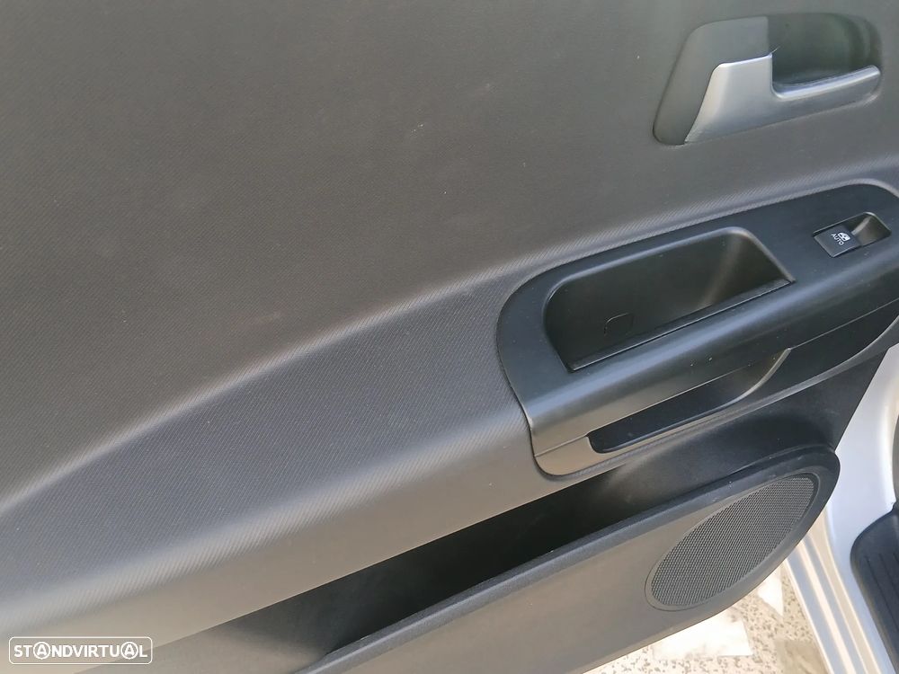 Kia Ceed SW 1.6 CRDi ECO - 25