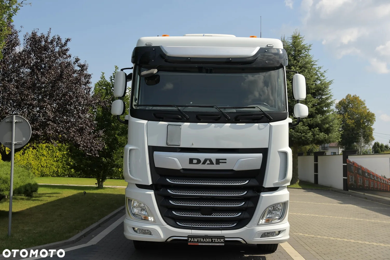 DAF XF 430/// 2022/// PRZEB: 188000 KM/// CHŁODNIA/// THERMO-KING/// WINDA/// STAN JAK NOWY! - 10