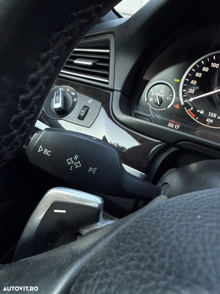 BMW Seria 5 520d Sport-Aut. - 16