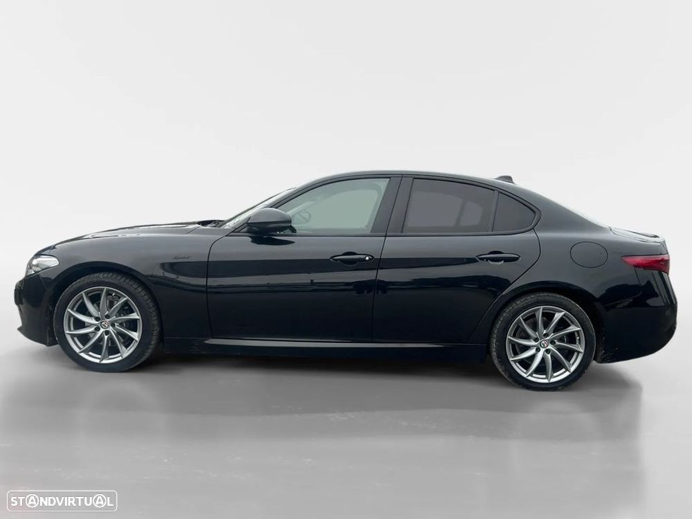 Alfa Romeo Giulia 2.2 D Sprint AT8 - 3
