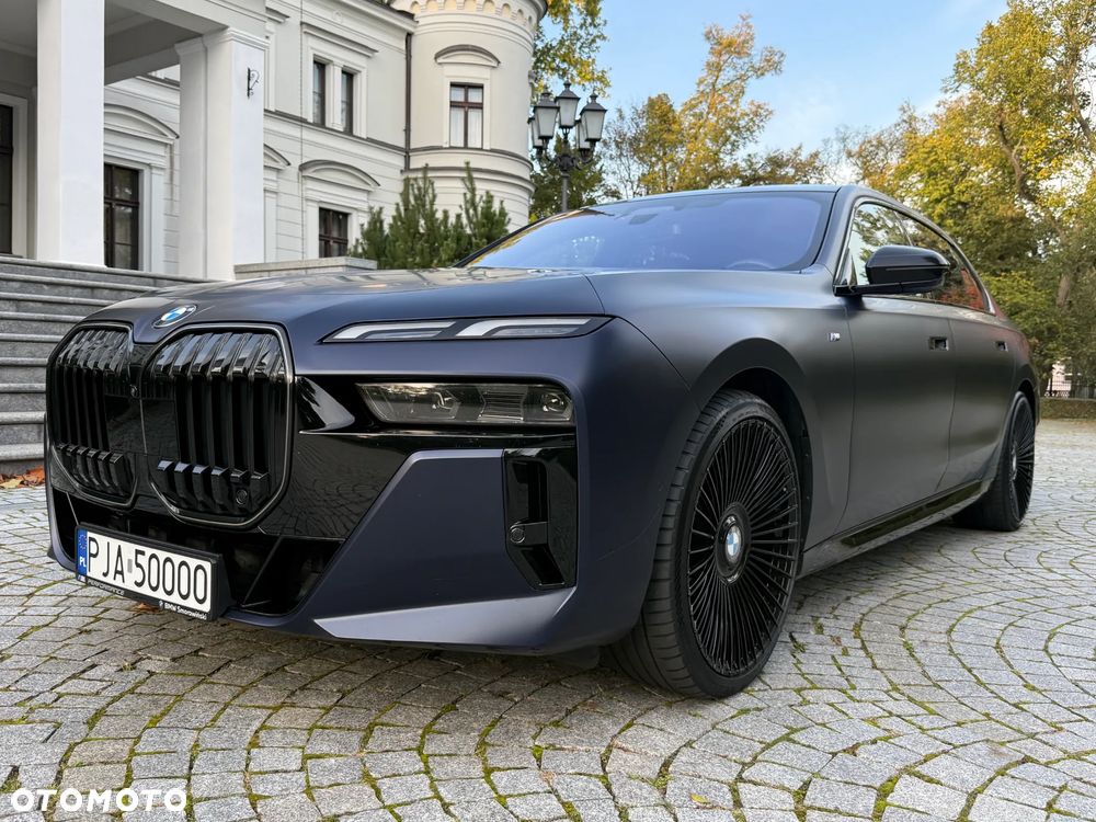 BMW Seria 7 - 10