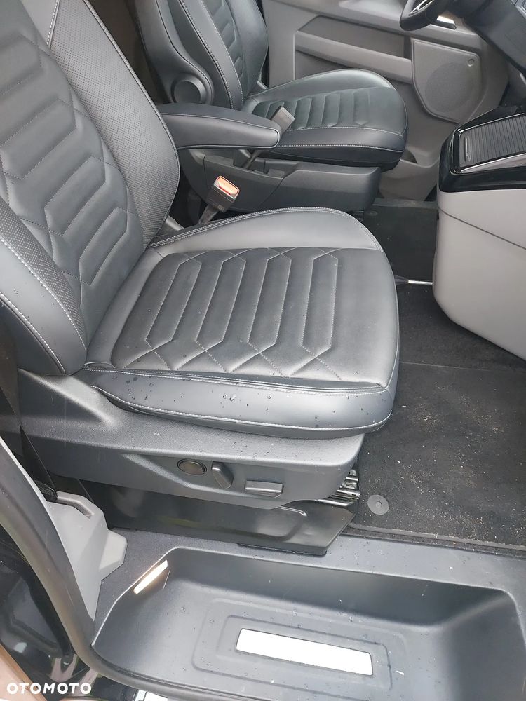 Ford Tourneo Custom 320 L2H1 VA Autm Titanium X - 20