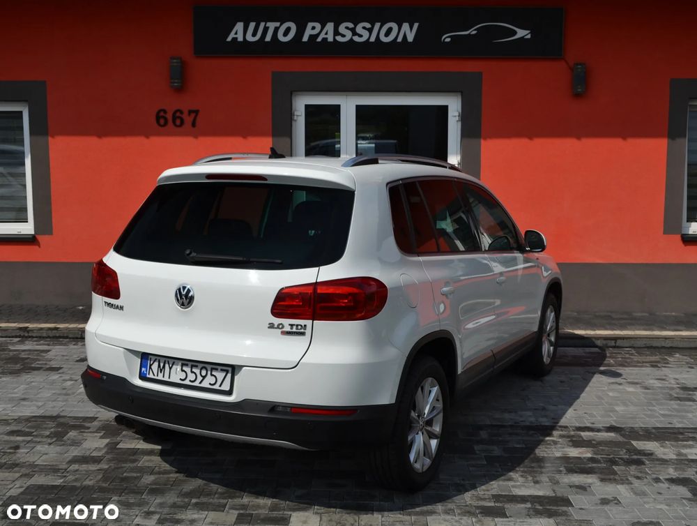 Volkswagen Tiguan 2.0 TDI SCR 4MOTION BlueMotion Technology DSG Lounge Sport & Style - 4