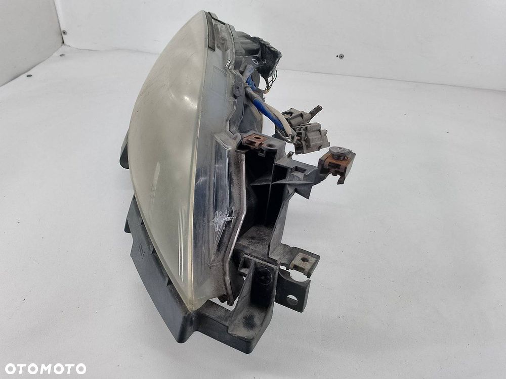 LAMPA PRZÓD PRAWA XENON MAZDA 6 ( 07-13 ) - 4