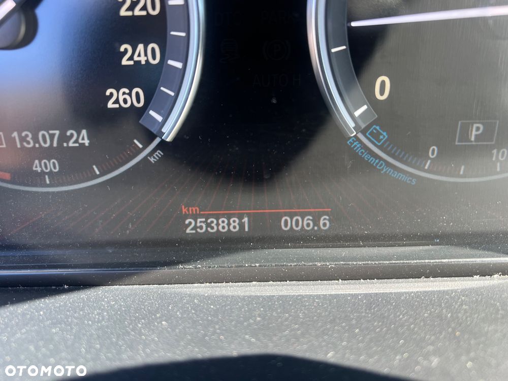 BMW 5GT 530d - 14