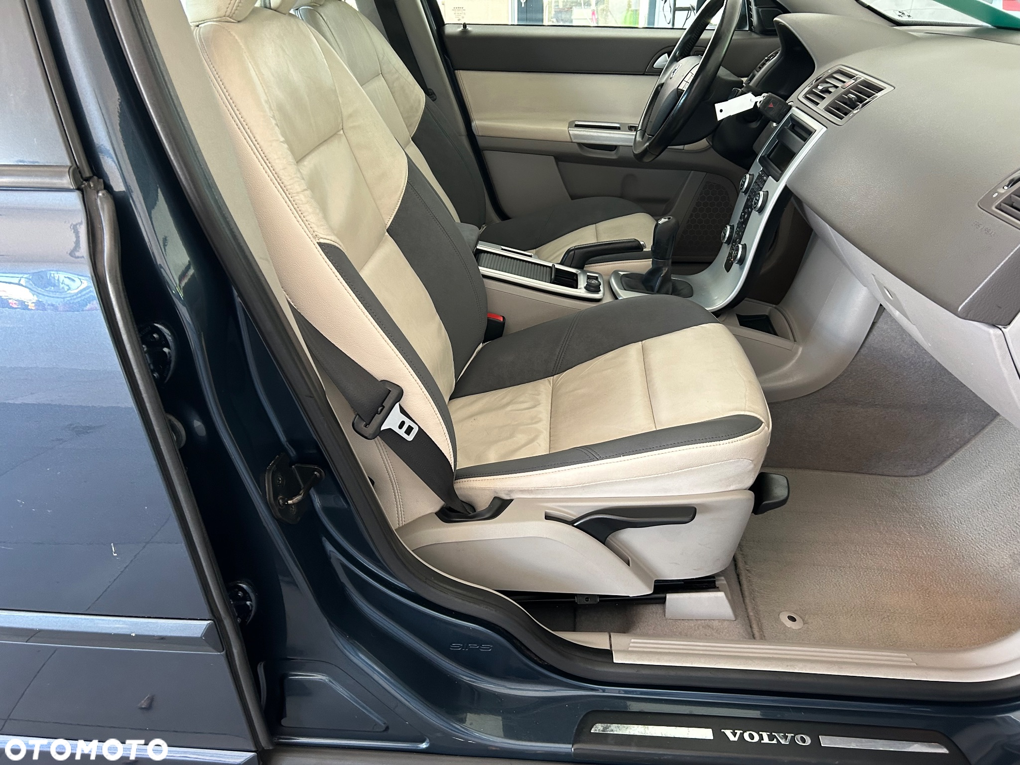 Volvo S40 1.6 Momentum - 27
