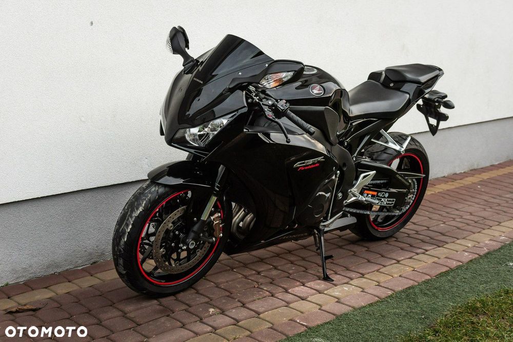 Honda CBR - 7