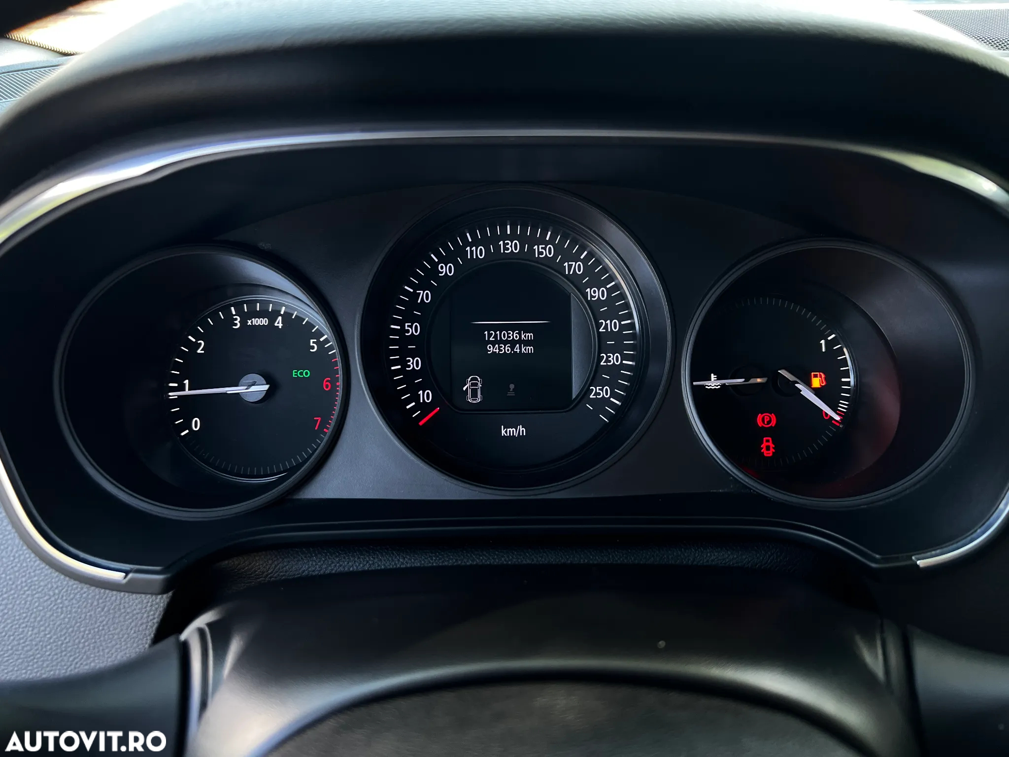 Renault Megane TCe Life - 8