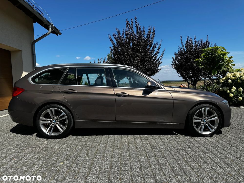 BMW Seria 3 320d Touring Sport-Aut Modern Line - 11