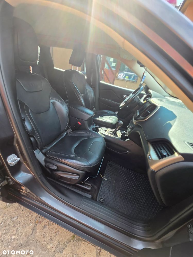 Jeep Cherokee 3.2 V6 Active Drive I Limited - 34