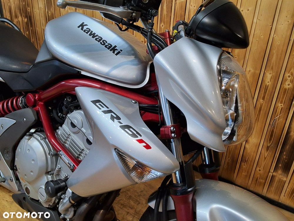Kawasaki ER - 16