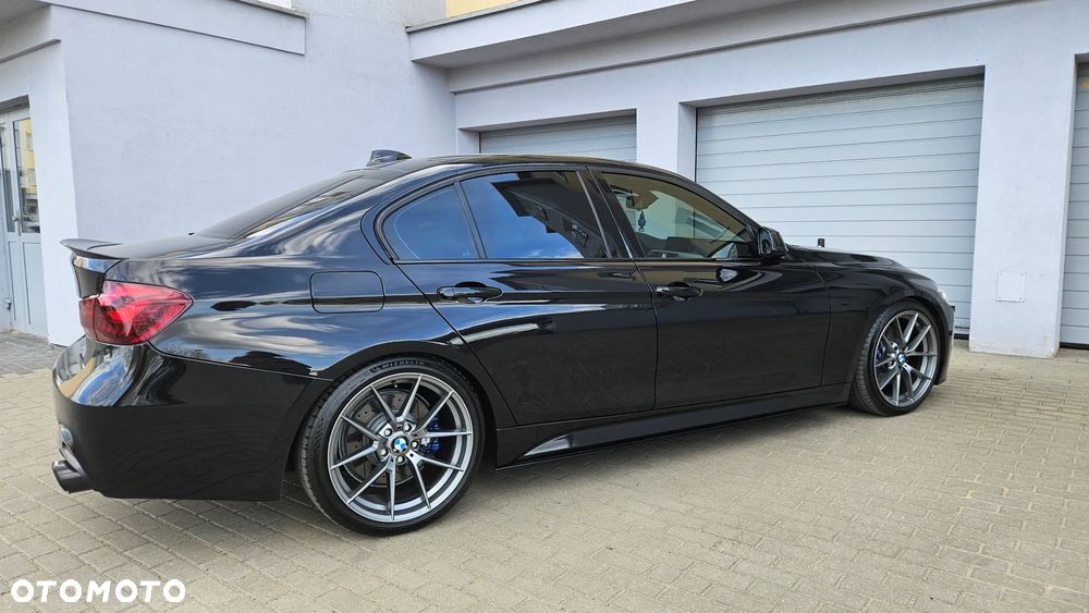 BMW Seria 3 335i xDrive Edition Sport - 12