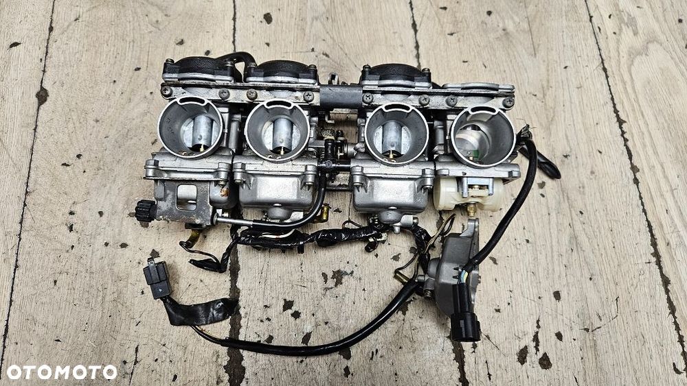 Gaźnik gaźniki Kawasaki ZR-7 - 7