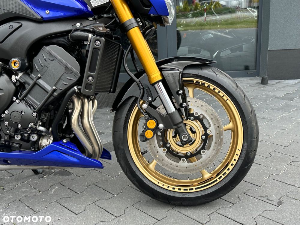 Yamaha FZ8 - 8