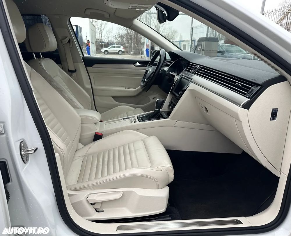 Volkswagen Passat - 8