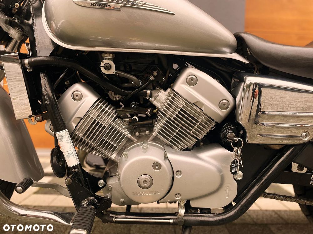 Honda VT - 9