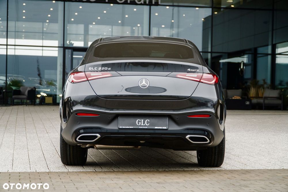 Mercedes-Benz GLC - 11