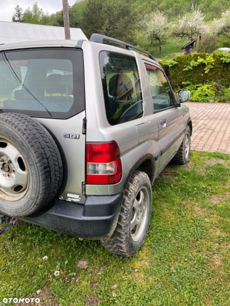 Mitsubishi Pajero Pinin 1.8 - 6