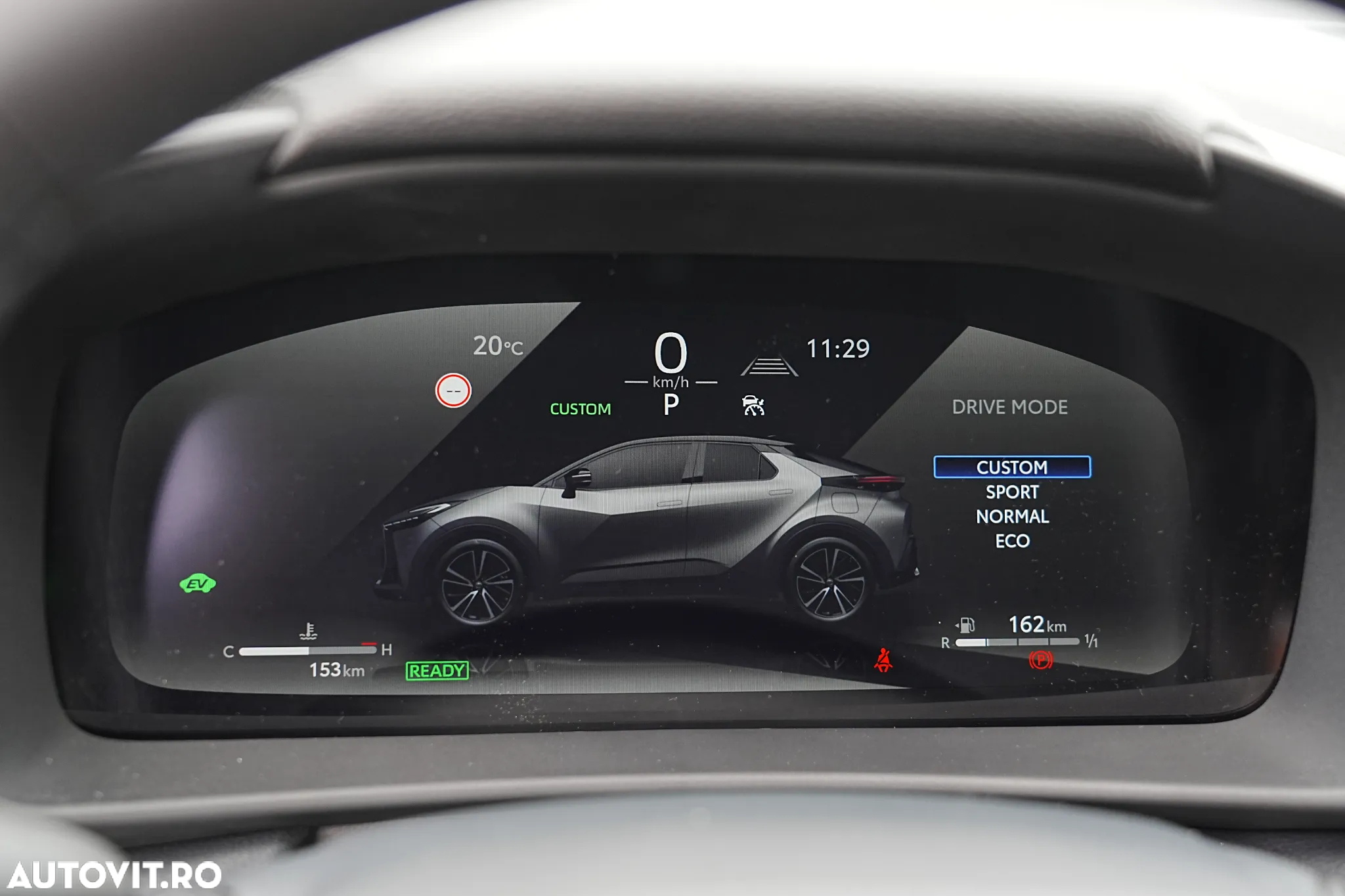Toyota C-HR 1.8 HSD 122 CP 4x2 CVT C-lassy bi-tone - 32