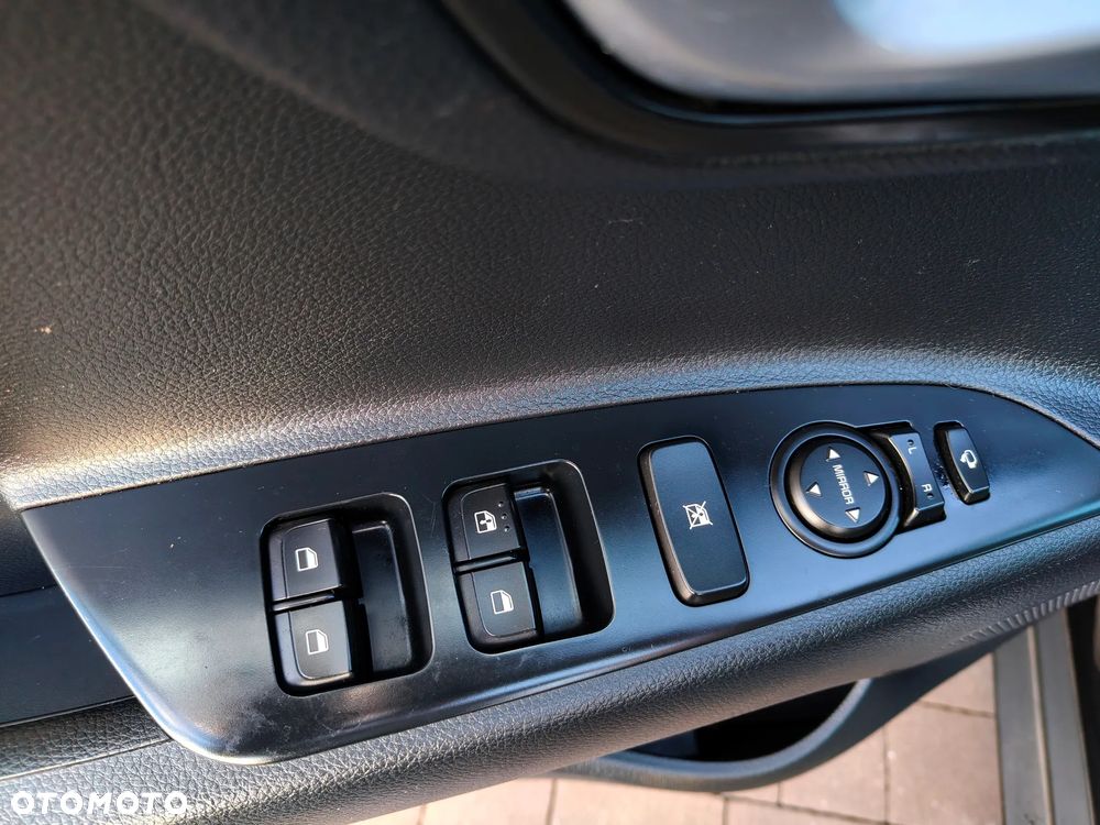 Kia Stonic 1.0 T-GDI 120 Vision - 22