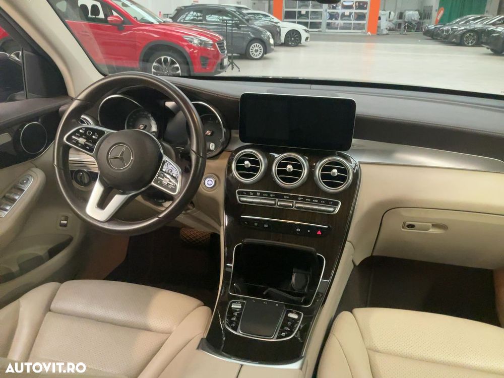 Mercedes-Benz GLC 250 4MATIC 9G-TRONIC - 8
