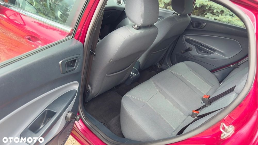 Ford Fiesta - 7