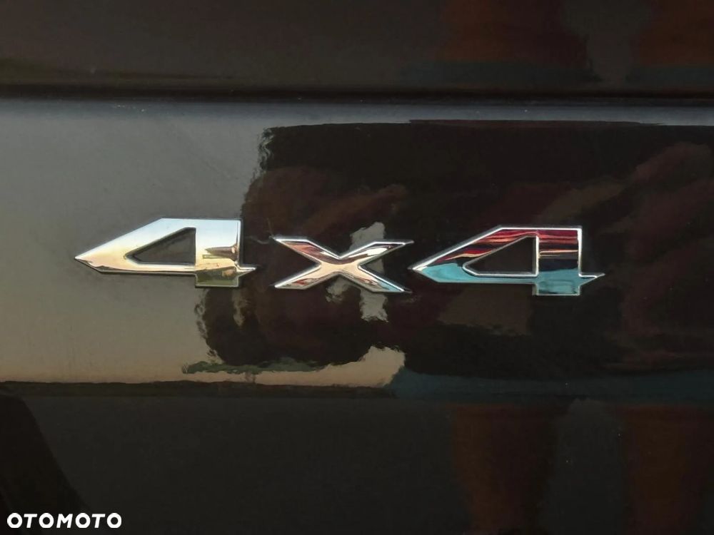 Jeep Grand Cherokee - 12