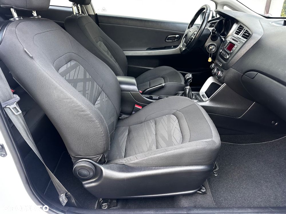 Kia ProCeed 1.6 GDI Vision - 28