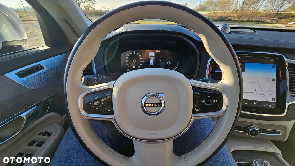 Volvo XC 90 T8 AWD Plug-In Hybrid Inscription 7os - 33