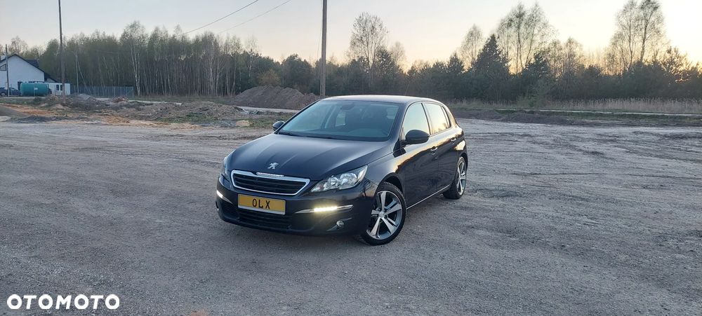 Peugeot 308 - 1