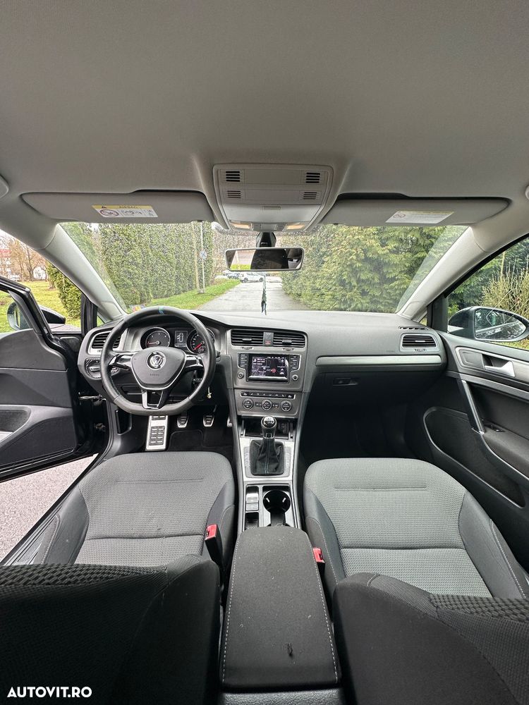 Volkswagen Golf 2.0 TDI DPF BMT Comfortline - 11
