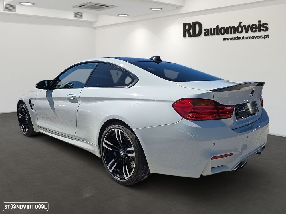 BMW M4 Auto - 4