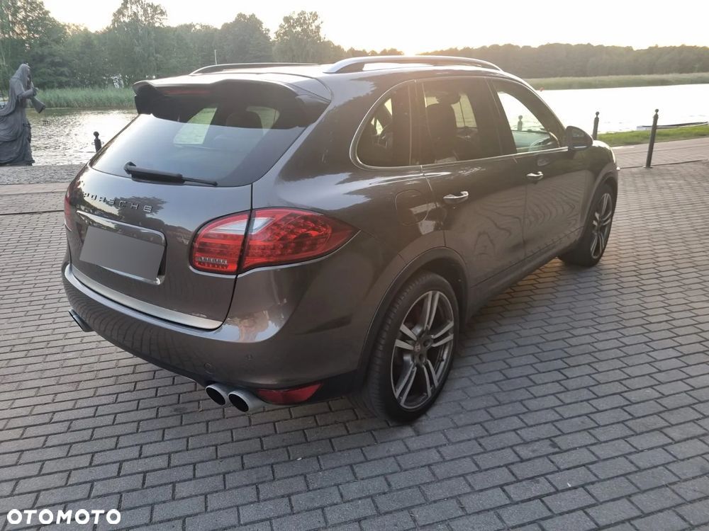 Porsche Cayenne - 35