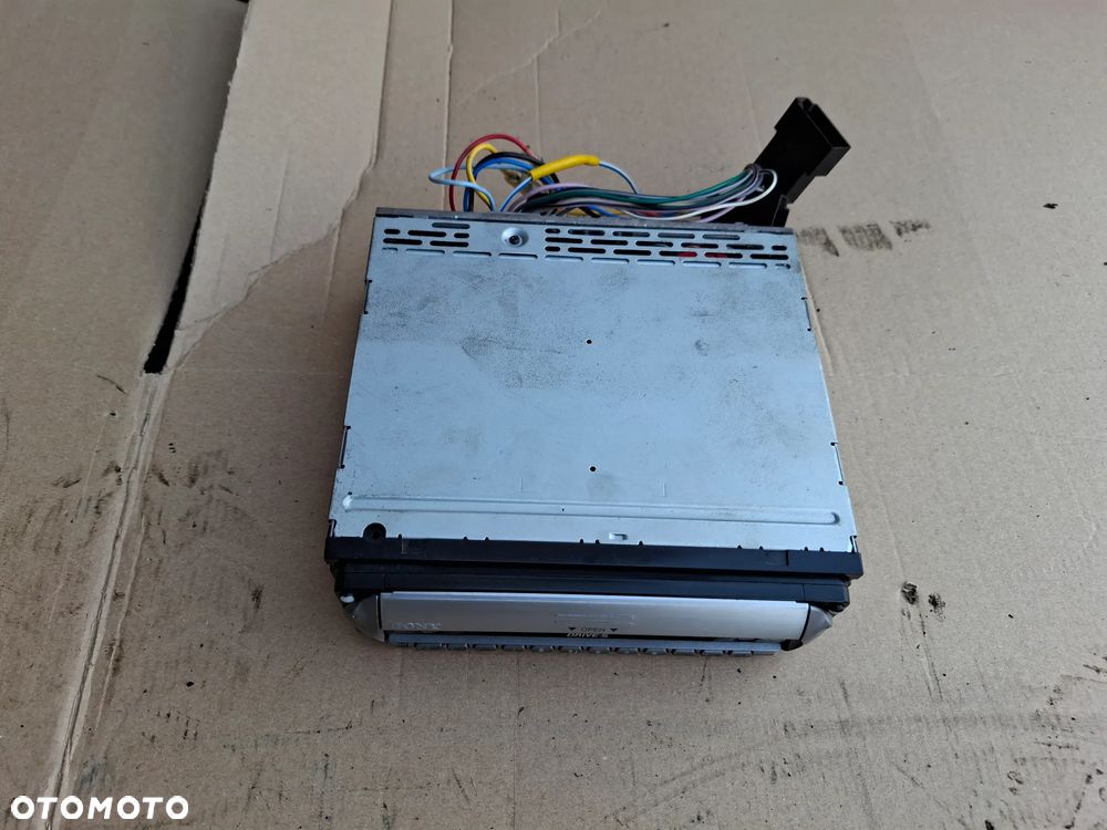 Radio SONY CDX-R3350 - 2