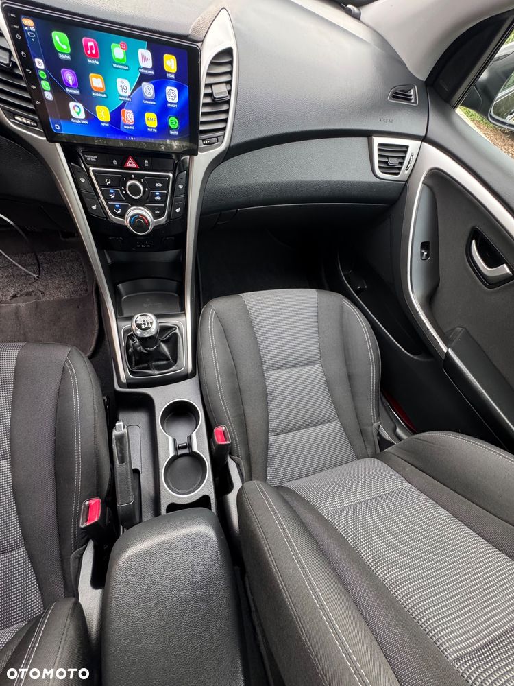 Hyundai i30 1.4 Premium - 24