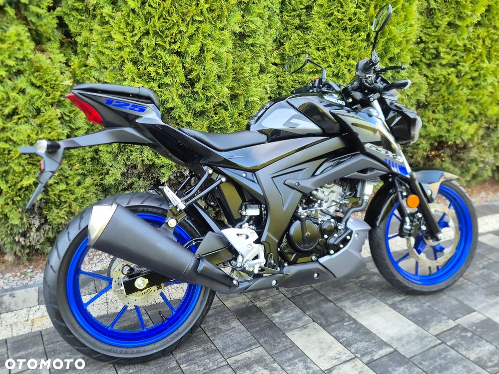 Suzuki GSX - 4