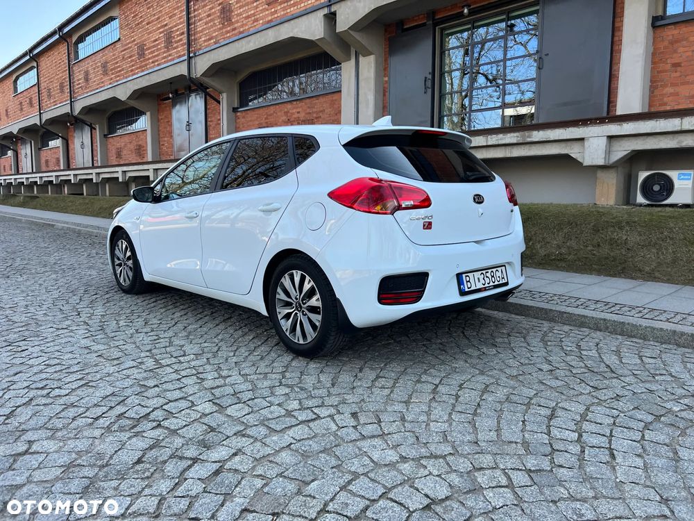 Kia Ceed 1.6 CRDi M - 7