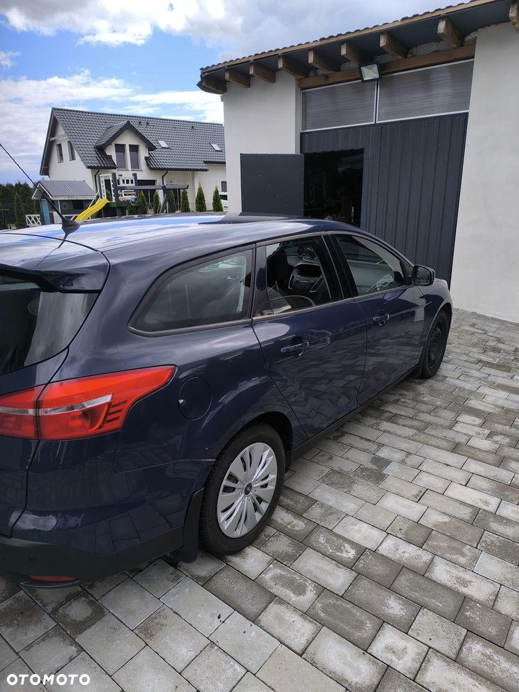 Ford Focus 1.5 TDCi Trend - 6
