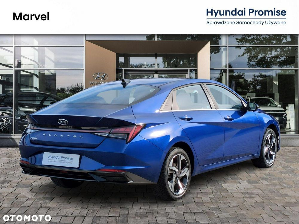 Hyundai Elantra - 6