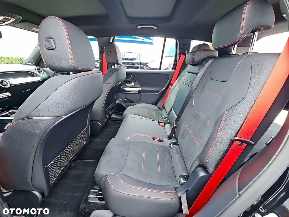 Mercedes-Benz GLB AMG 35 4Matic AMG Speedshift DCT 8G - 11