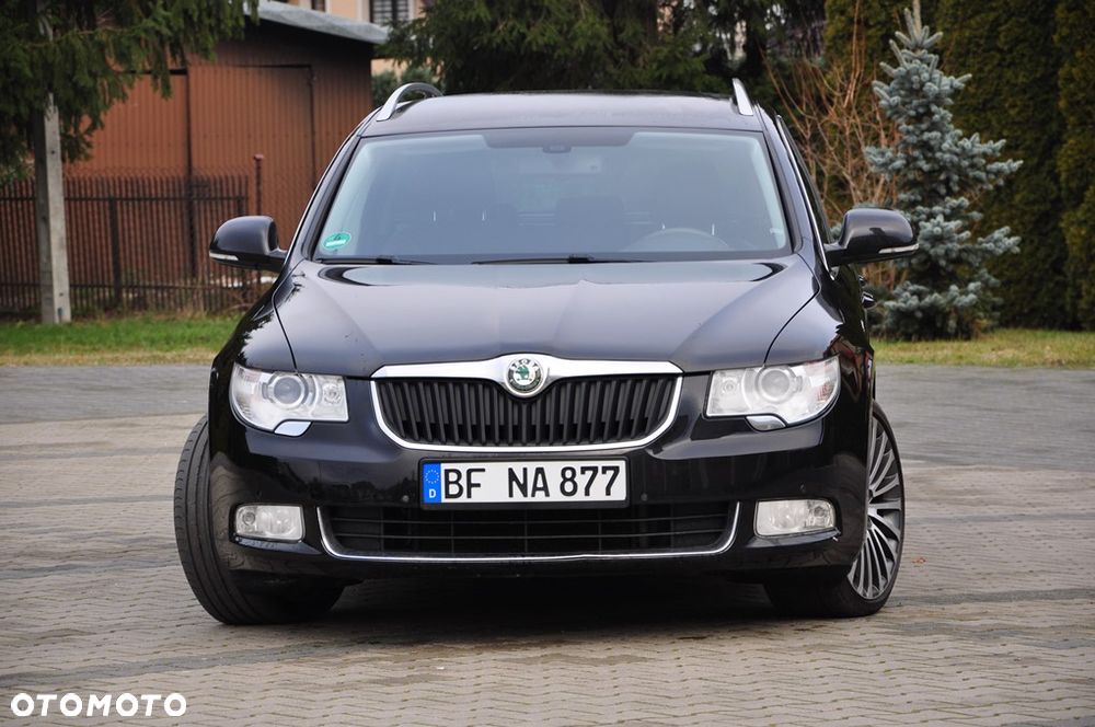 Skoda Superb 2.0 TDI L&K DSG - 2