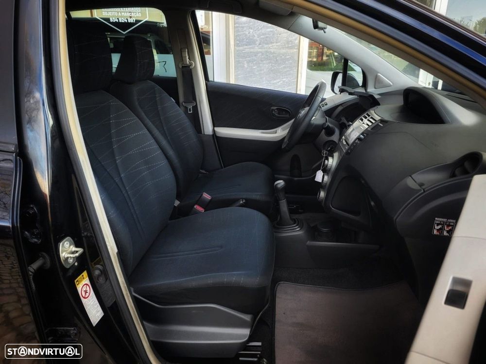 Toyota Yaris 1.0 VVT-i Sol+AC - 22