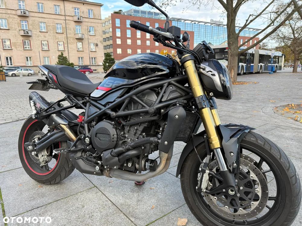 Benelli 752 S - 21