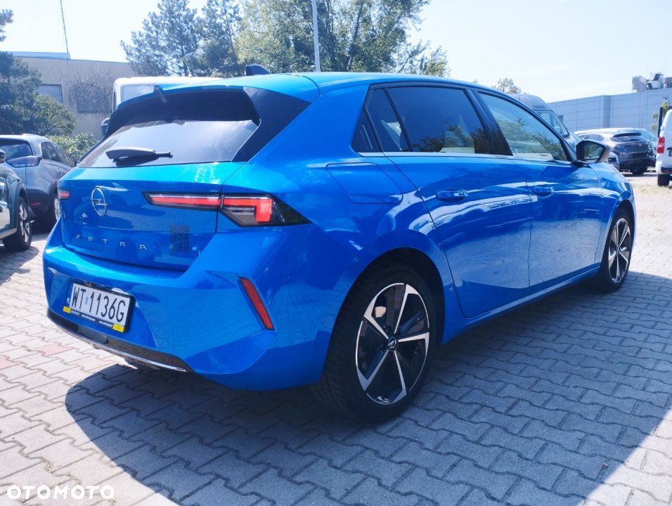 Opel Astra - 8