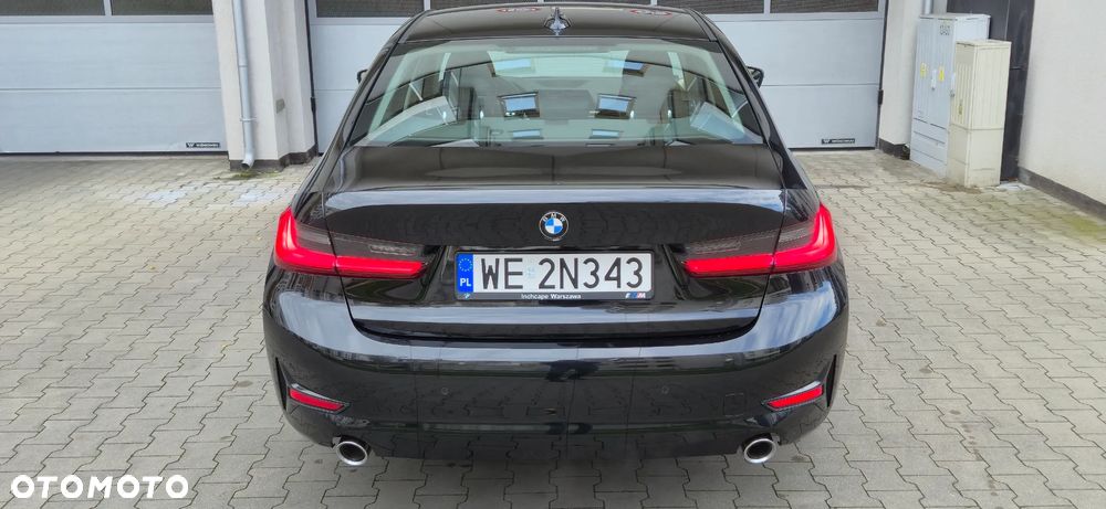 BMW Seria 3 318i Advantage - 9