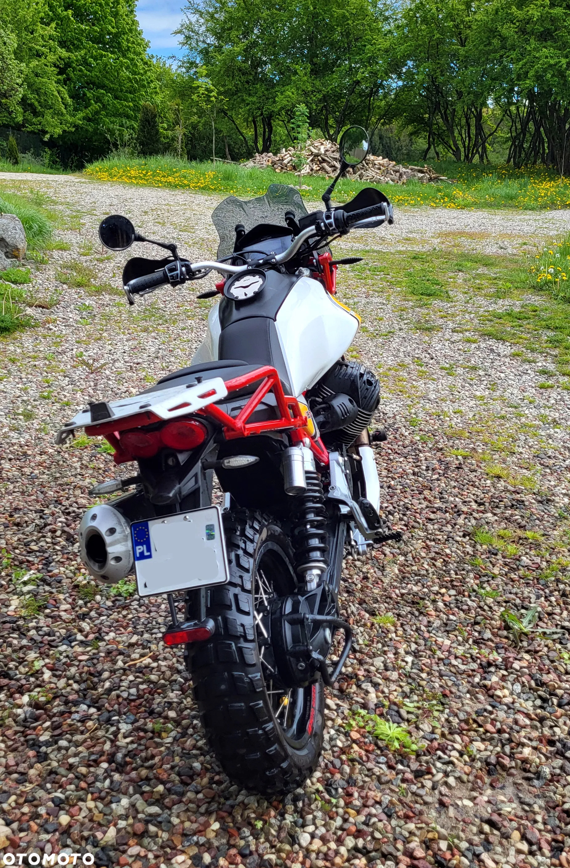 Moto Guzzi V85 - 16