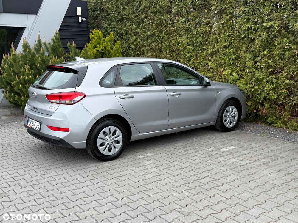Hyundai i30 1.5 DPI Comfort - 14